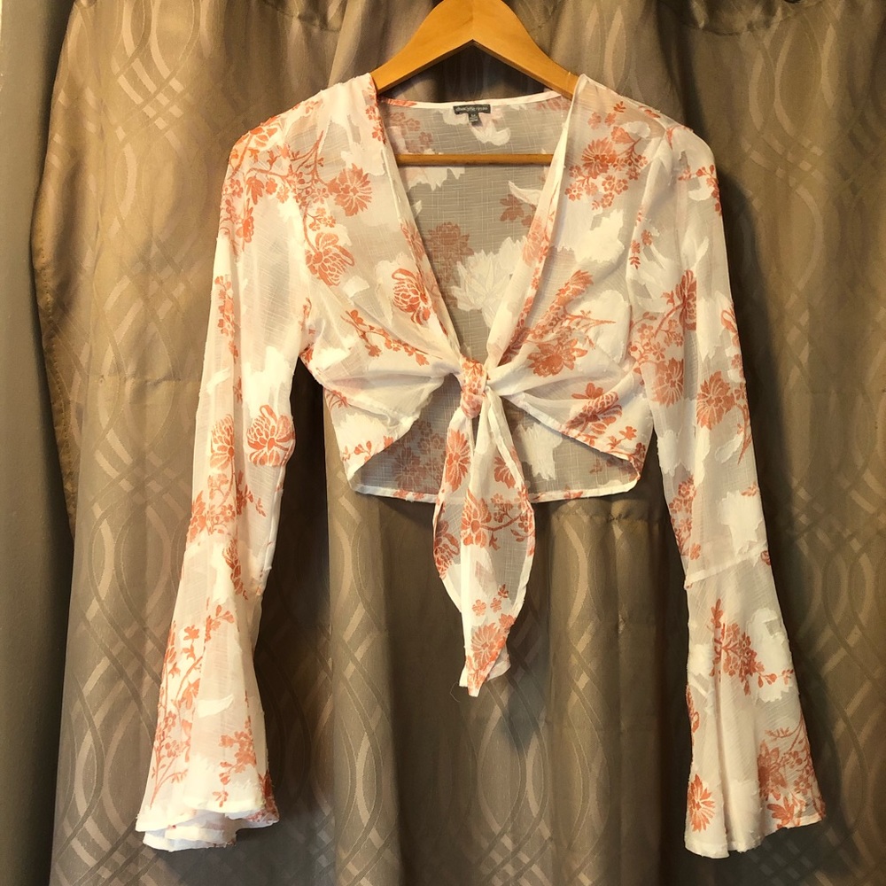 Cute Top! 🍁